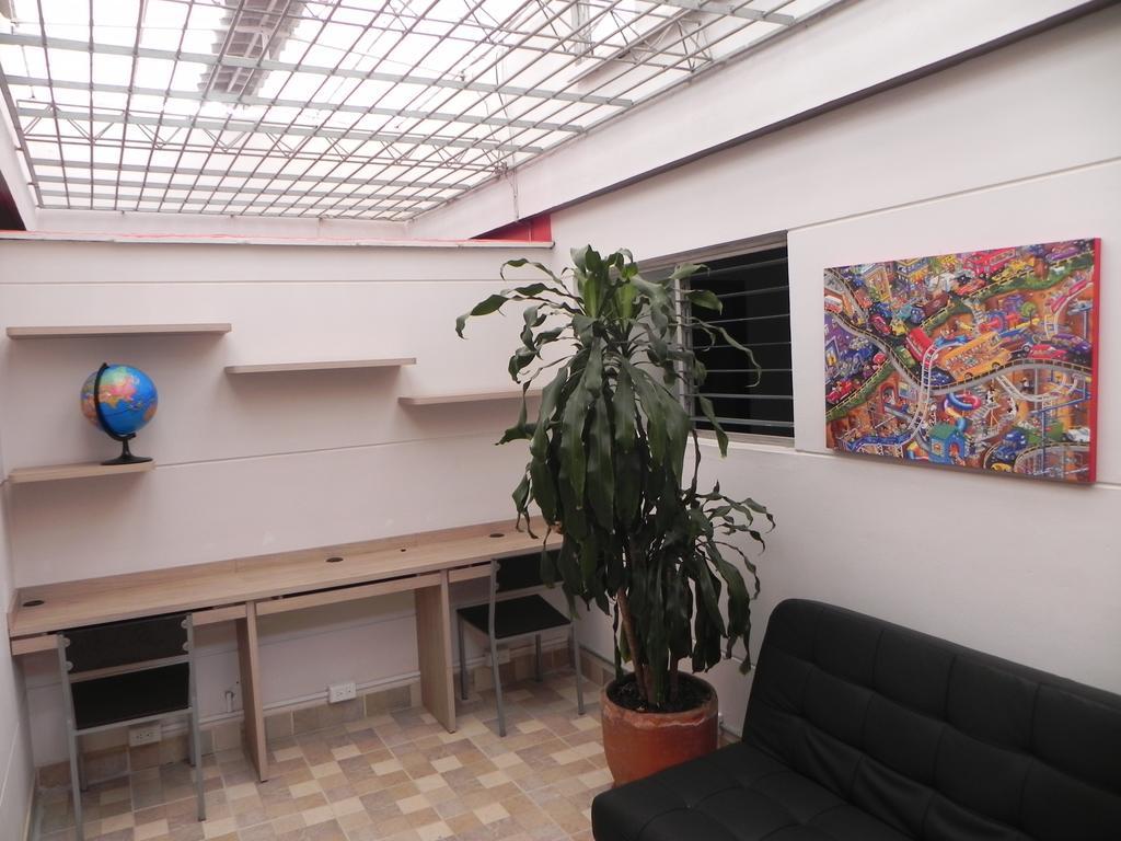 Hostal Tamarindo Inn Μεντεγίν Εξωτερικό φωτογραφία