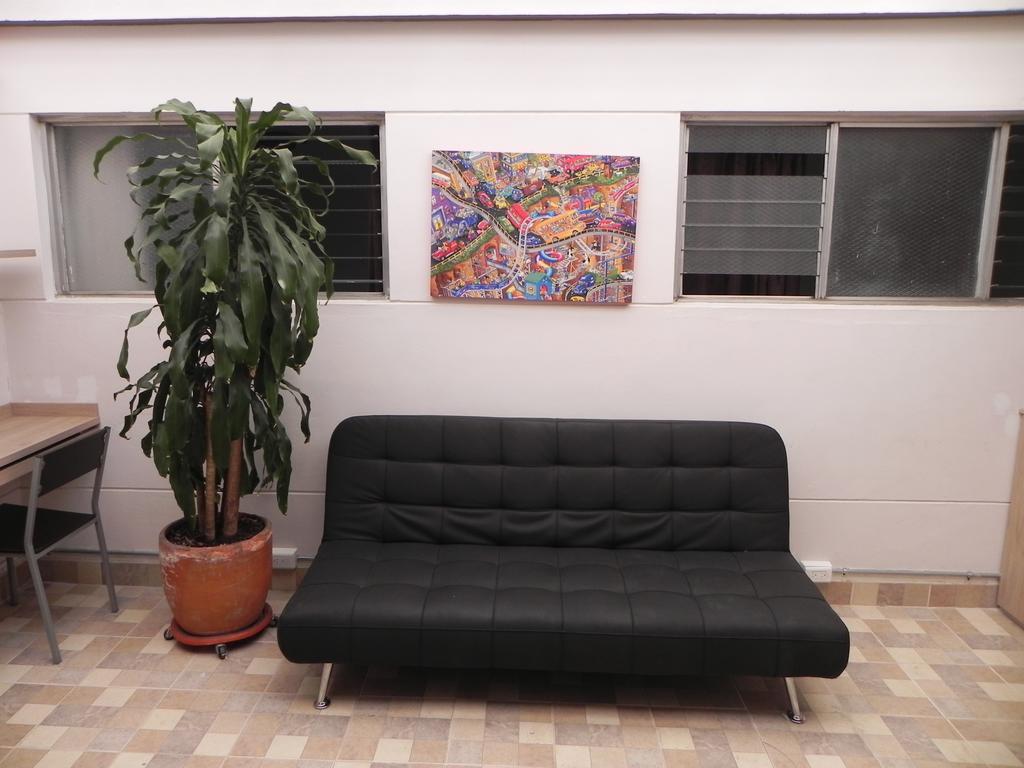 Hostal Tamarindo Inn Μεντεγίν Εξωτερικό φωτογραφία