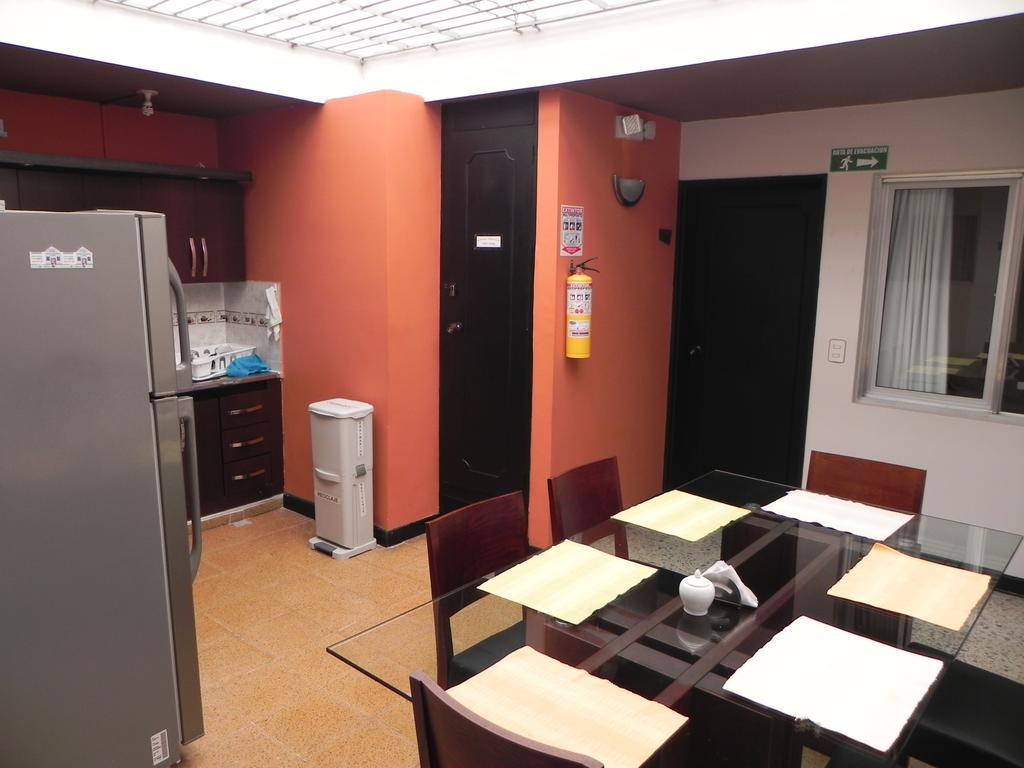 Hostal Tamarindo Inn Μεντεγίν Εξωτερικό φωτογραφία