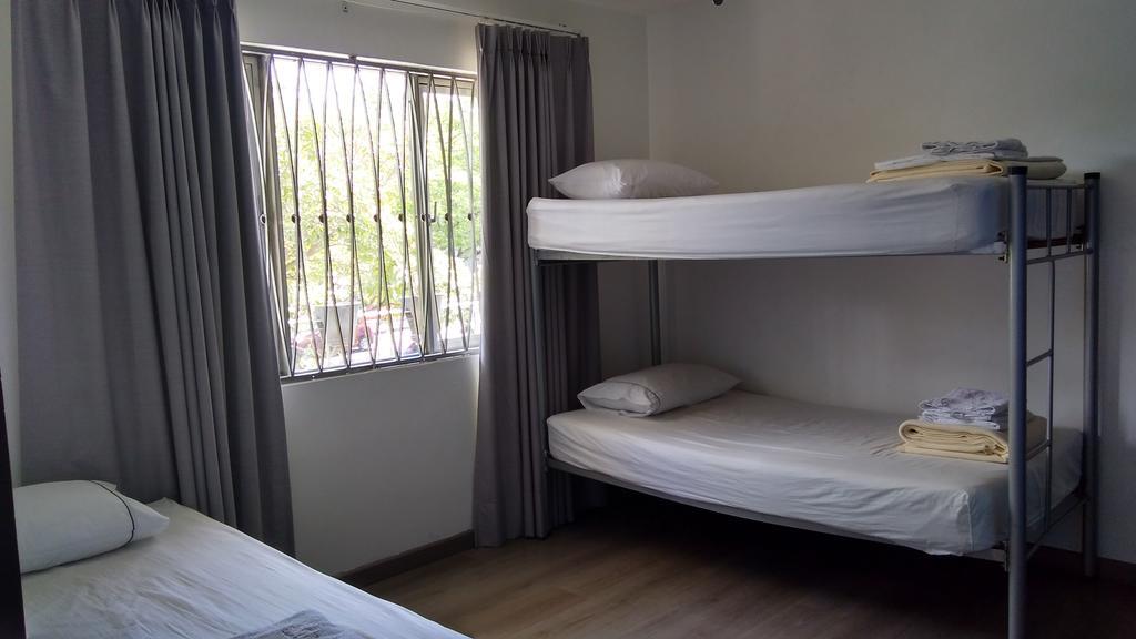 Hostal Tamarindo Inn Μεντεγίν Εξωτερικό φωτογραφία