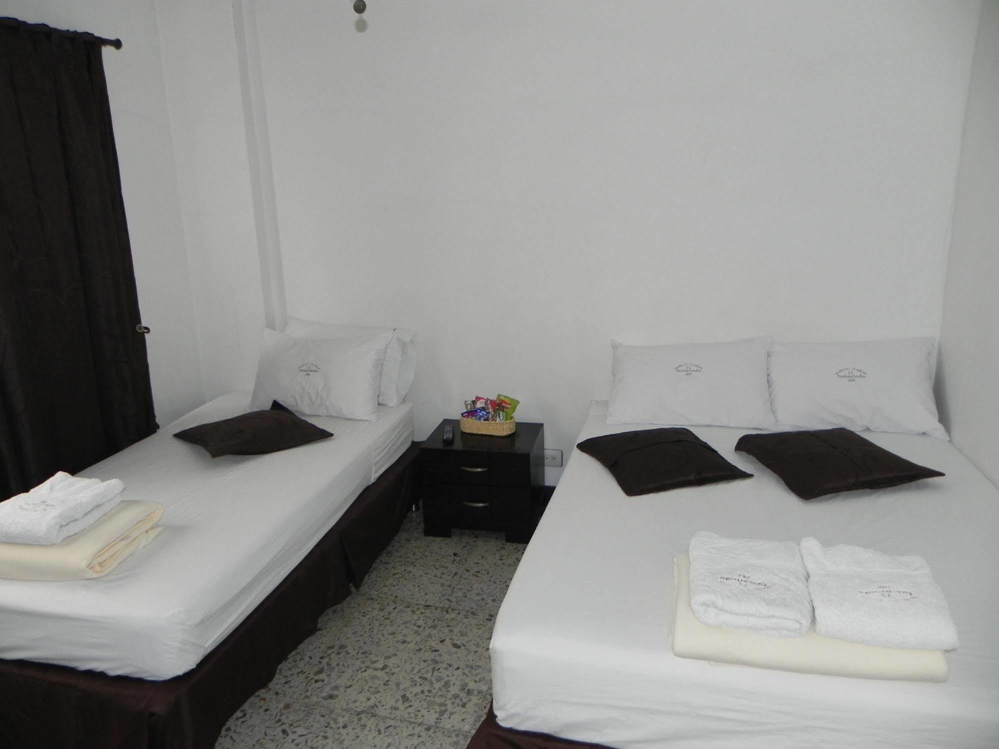 Hostal Tamarindo Inn Μεντεγίν Εξωτερικό φωτογραφία